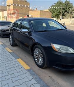 کرایسلەر 200